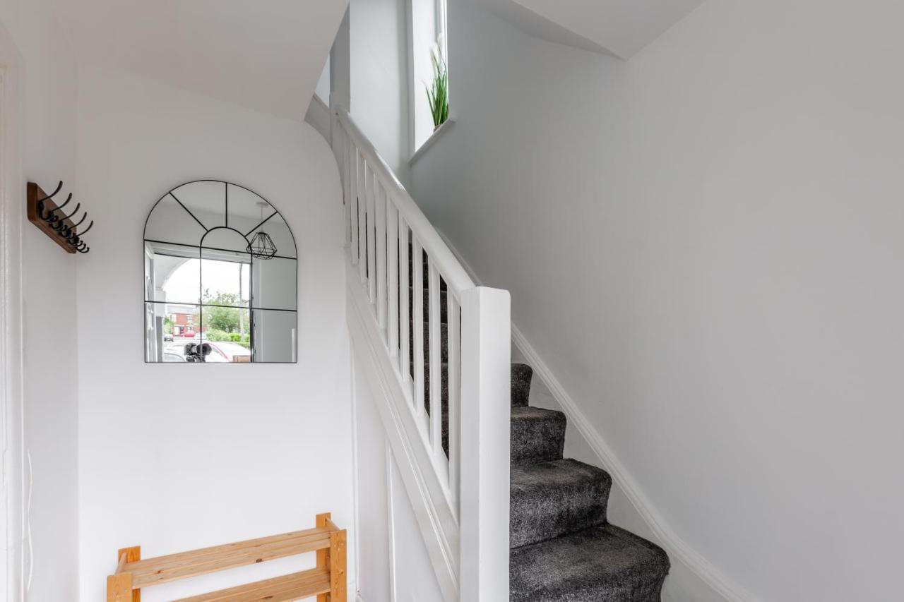 Villa 1 Mile To Etihad Stadium & Coop Arena, Free Parking, 7 Ppl à Manchester Extérieur photo
