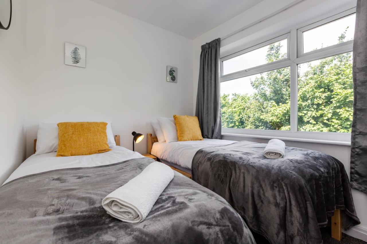 Villa 1 Mile To Etihad Stadium & Coop Arena, Free Parking, 7 Ppl à Manchester Extérieur photo