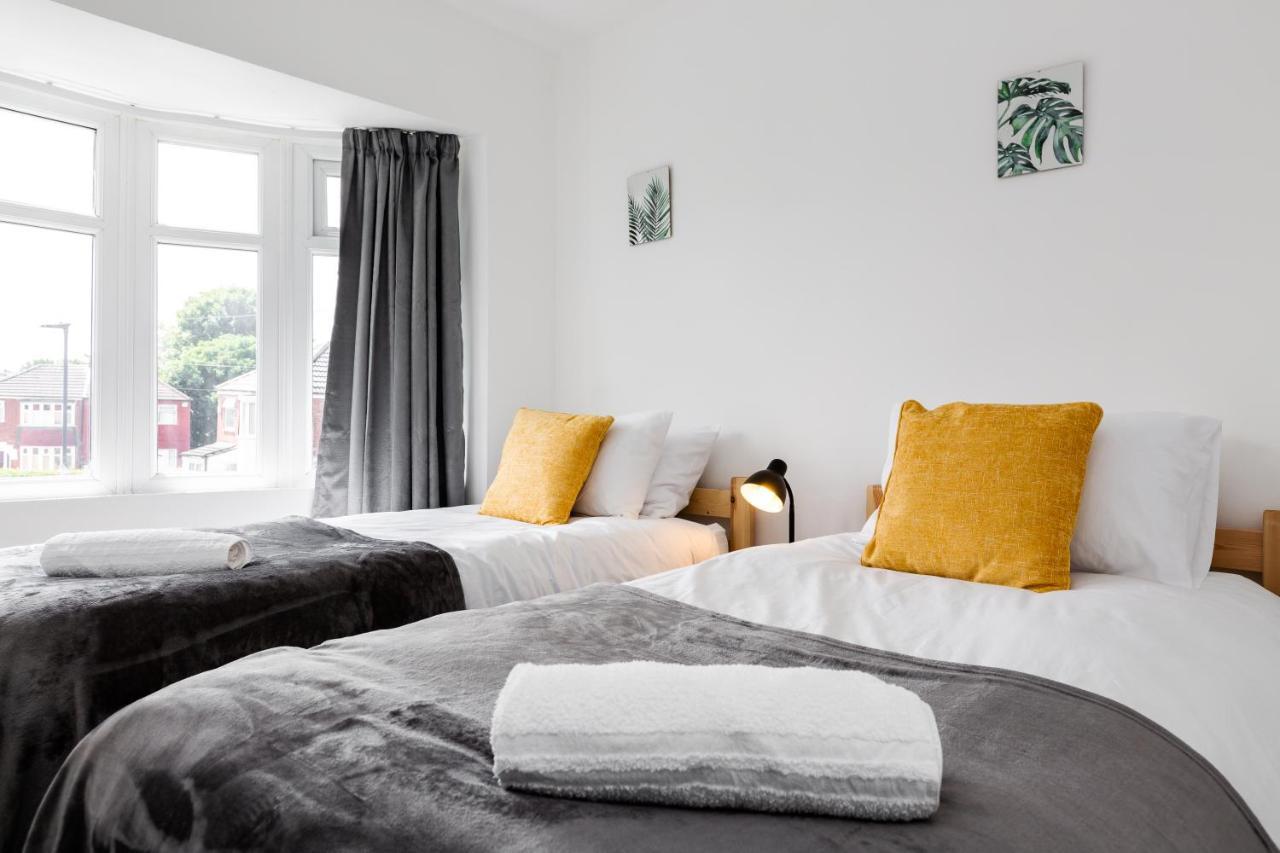 Villa 1 Mile To Etihad Stadium & Coop Arena, Free Parking, 7 Ppl à Manchester Extérieur photo