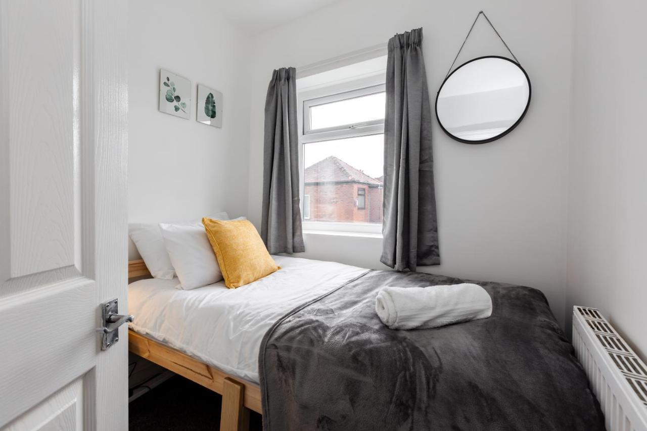 Villa 1 Mile To Etihad Stadium & Coop Arena, Free Parking, 7 Ppl à Manchester Extérieur photo